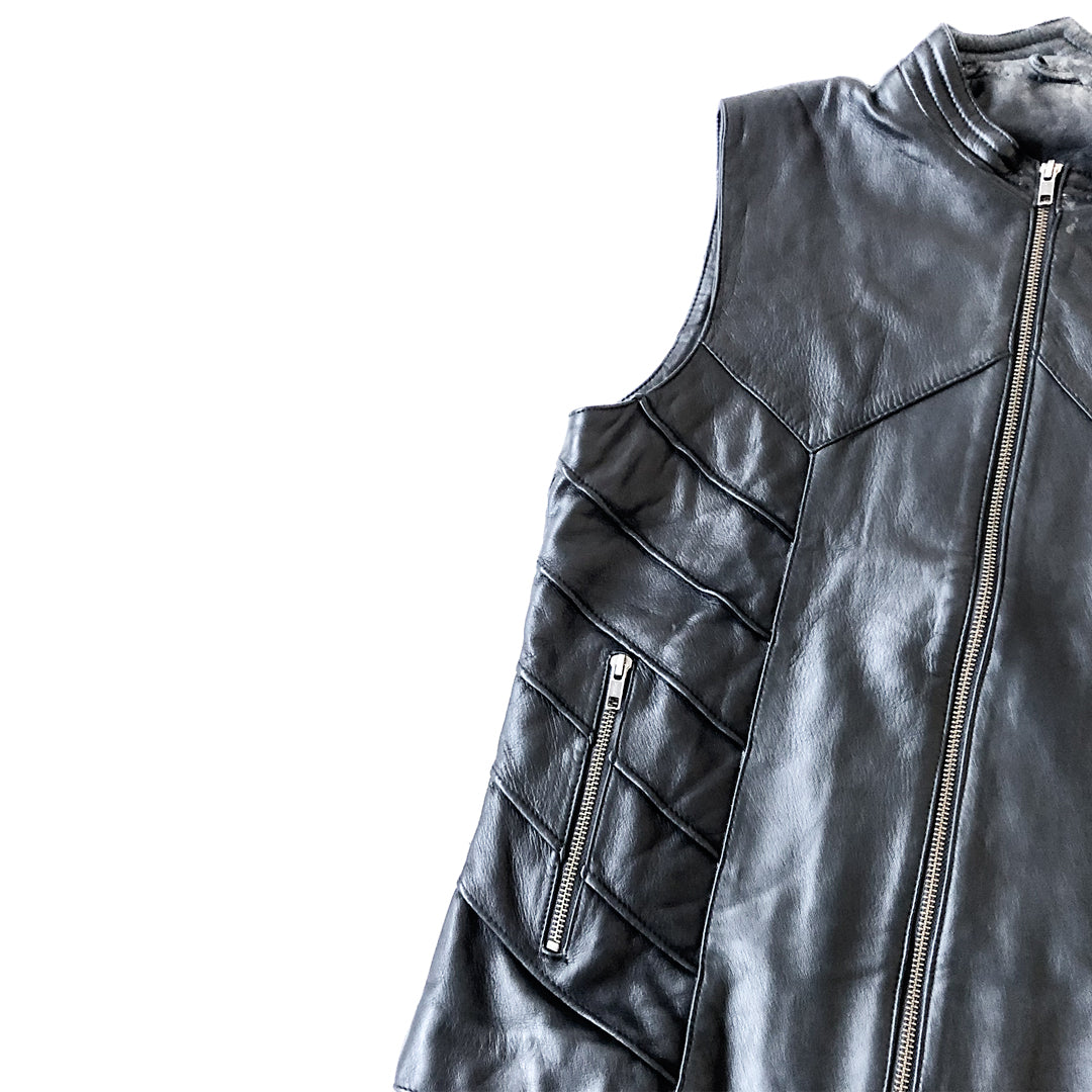 littleKINGDesigns | Men's Sheep Leather Vest | Functionality and fashion-forward style