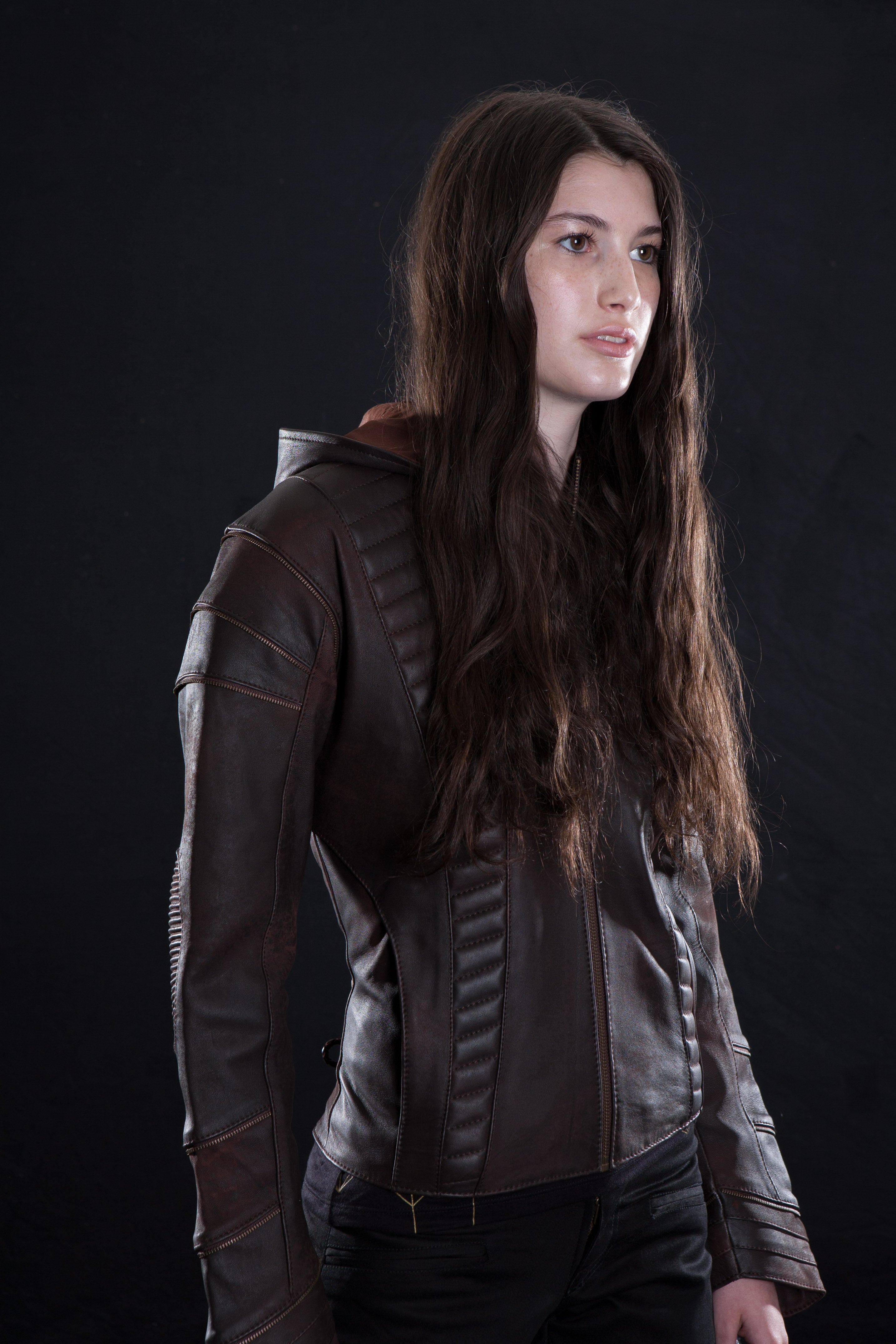 littleKINGDesigns | Interlace leather jacket for women showcases exquisite leather detailing