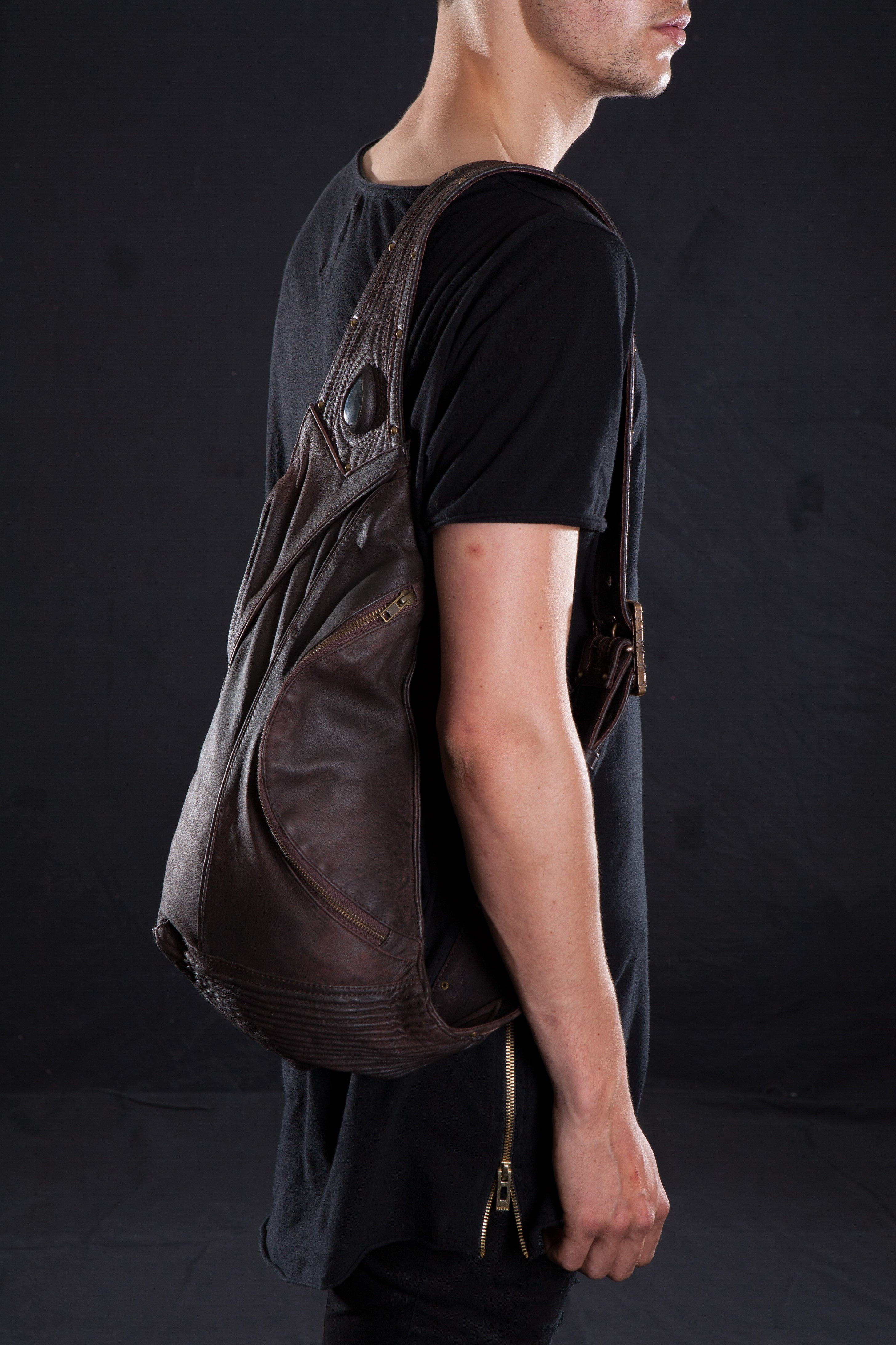littleKINGDesigns | littleKING Designs | MERCURIC SLING BAG