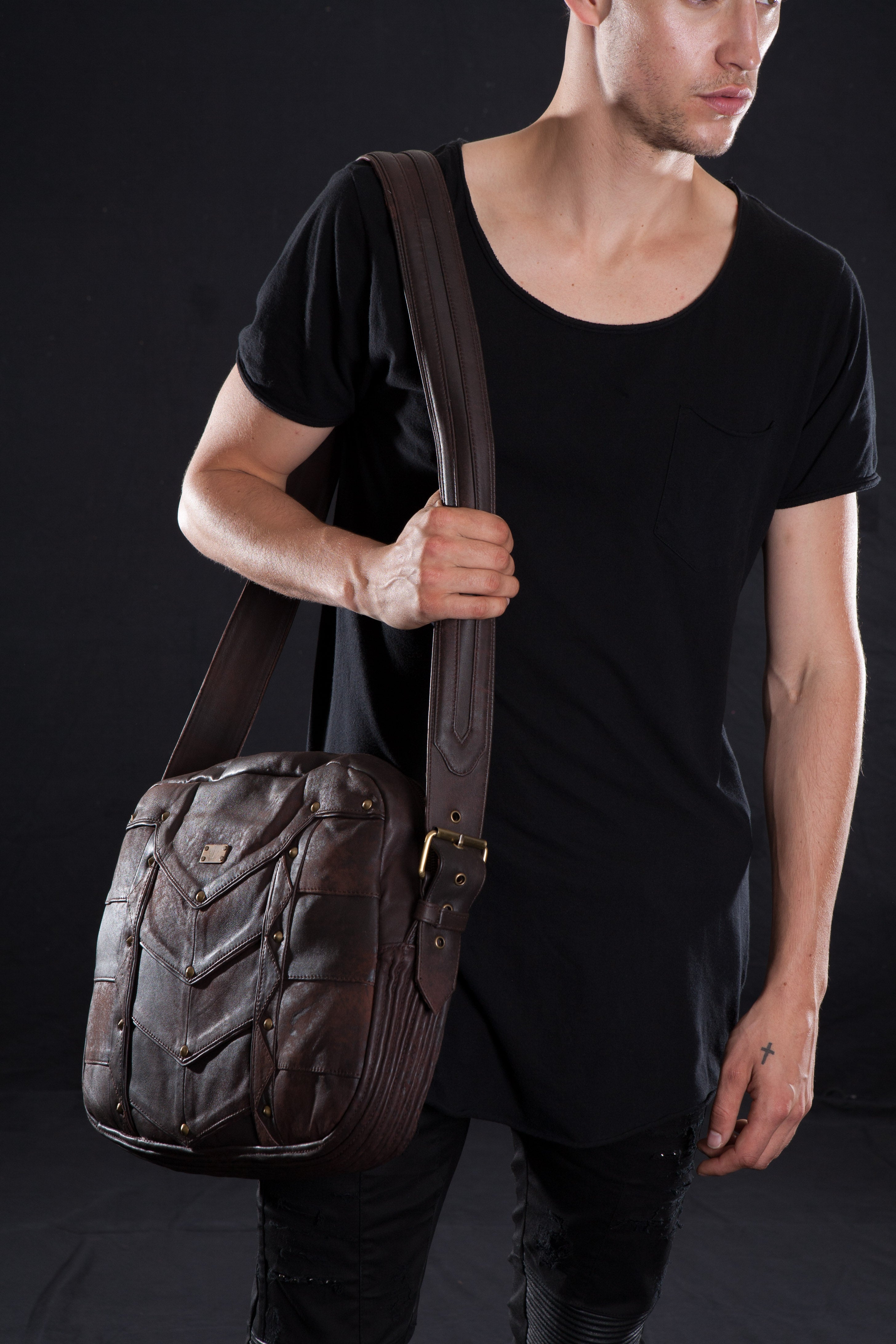 littleKINGDesigns | littleKING Designs | LEATHER LAPTOP BAG